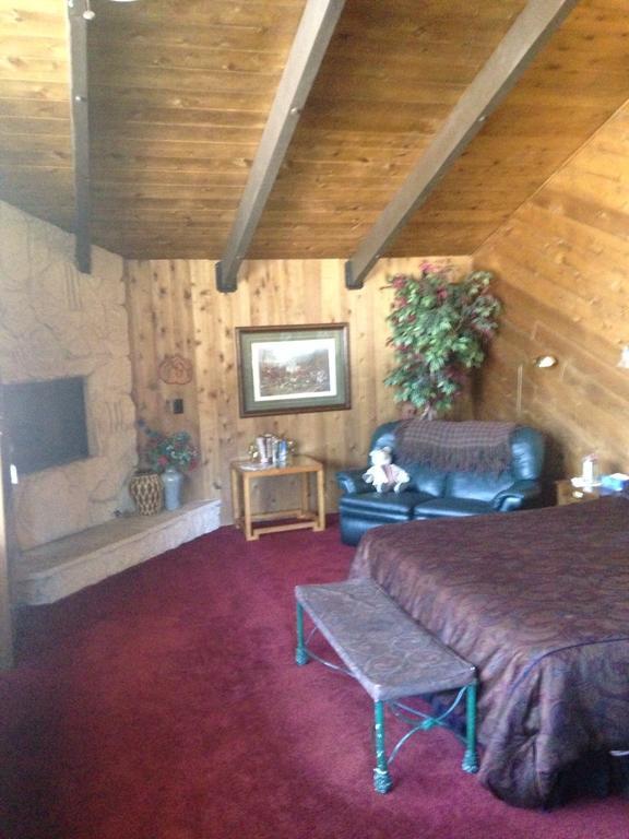 Switzerland Haus Bed And Breakfast Inn Big Bear Lake Zimmer foto