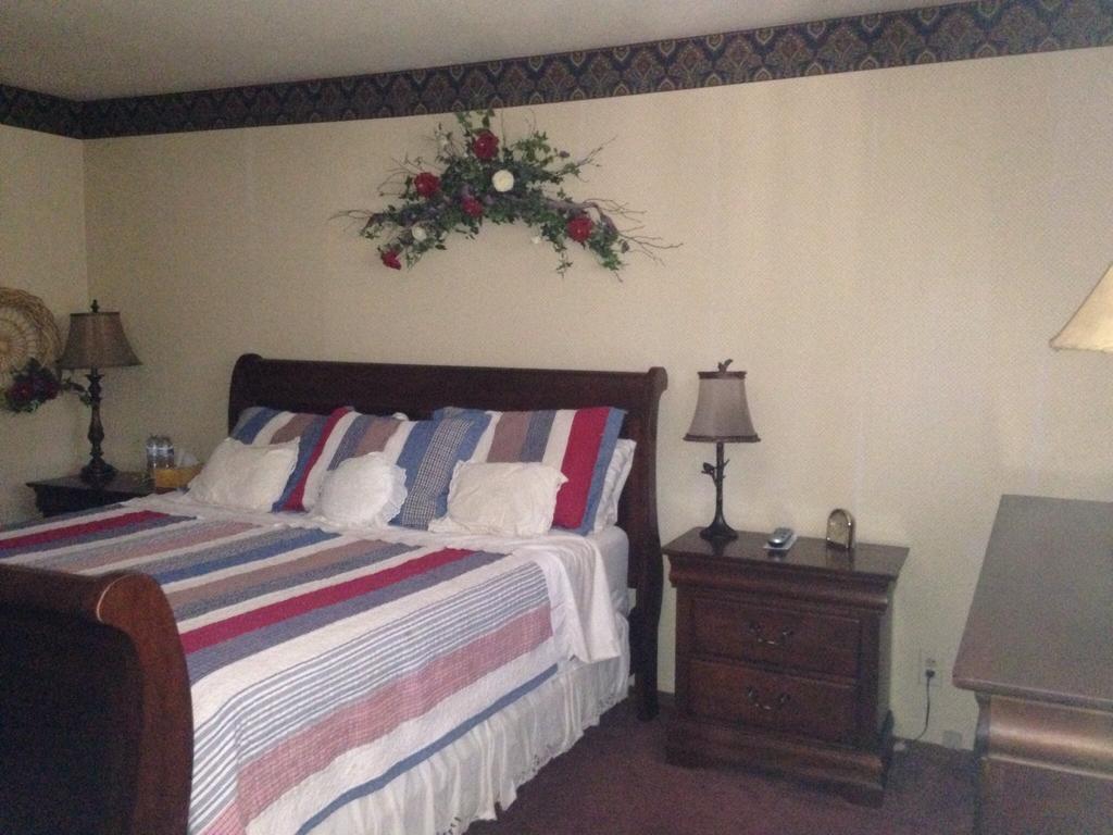Switzerland Haus Bed And Breakfast Inn Big Bear Lake Zimmer foto